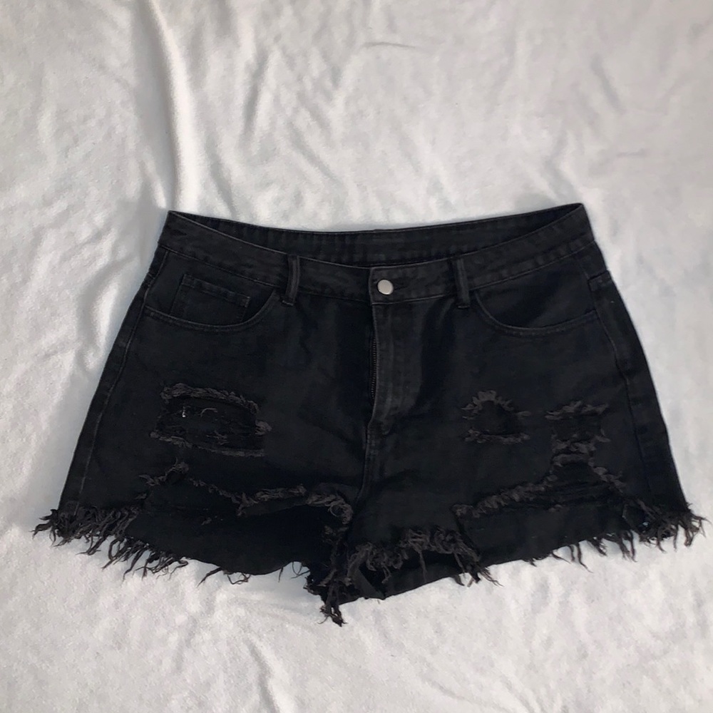 Black shorts only worn a few times